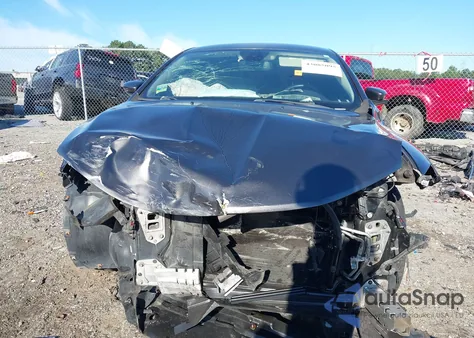 2017 Chrysler 200 Limited Platinum z USA, uszkodzony, nr VIN 1C3CCCAB1HN503948